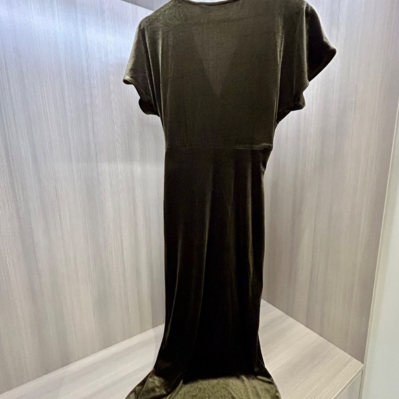 Zara velvet holiday midi dress - Picture 2 of 4